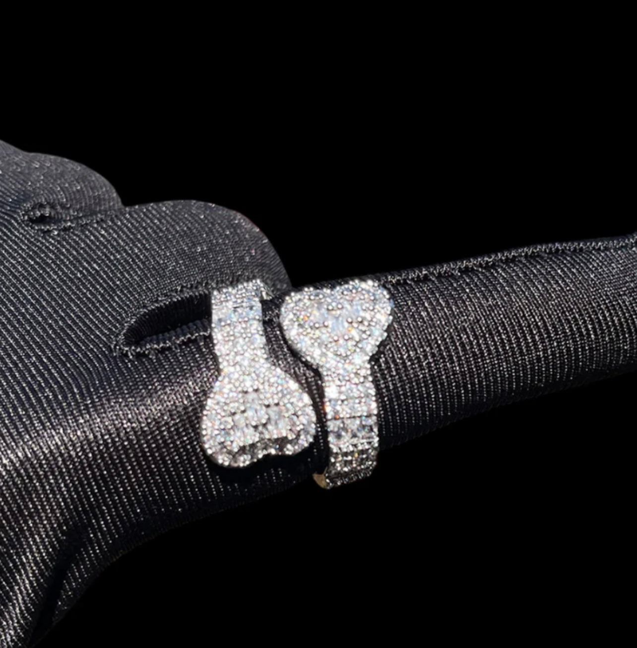 HEART RING